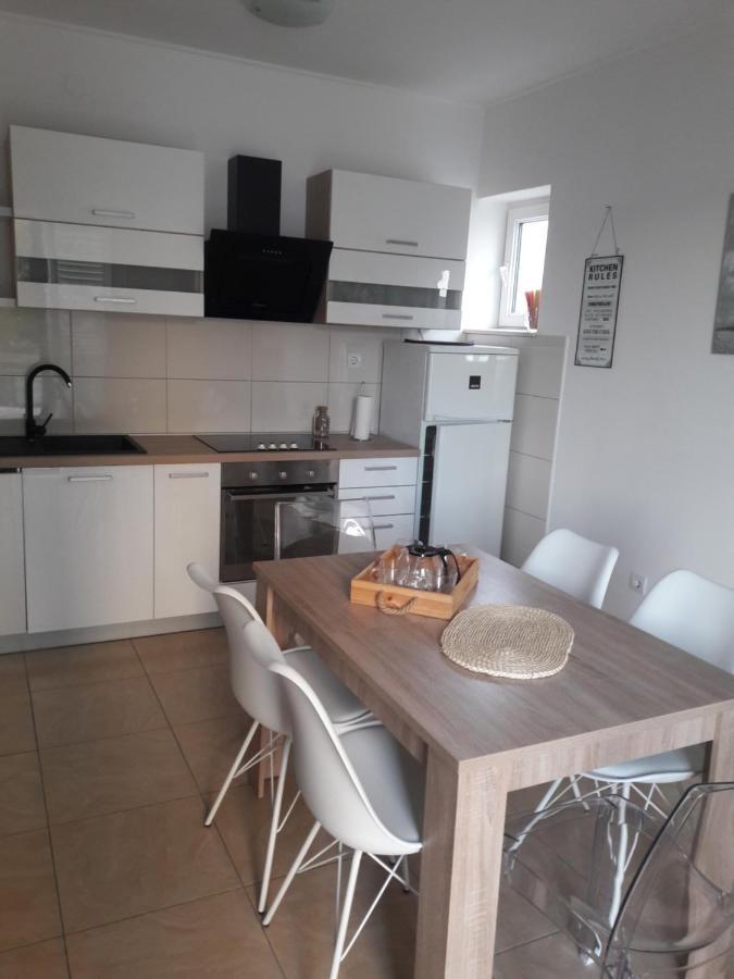 Apartment Tea Primošten Eksteriør bilde