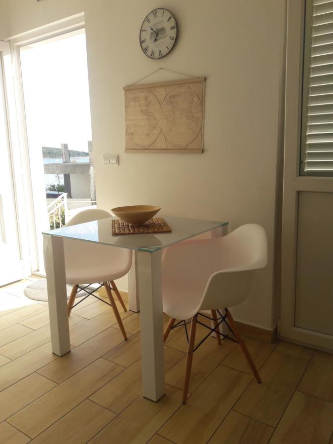 Apartment Tea Primošten Eksteriør bilde