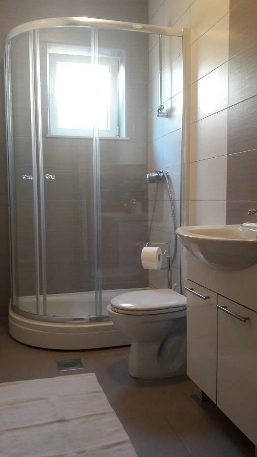 Apartment Tea Primošten Eksteriør bilde