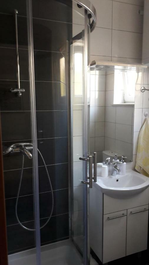 Apartment Tea Primošten Eksteriør bilde